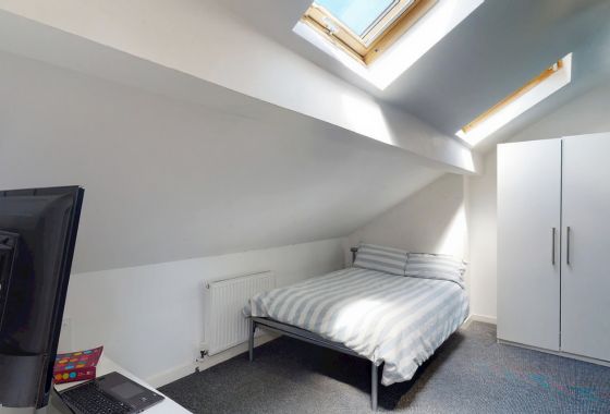Bedroom 7 Image