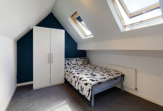 Bedroom 9 Image