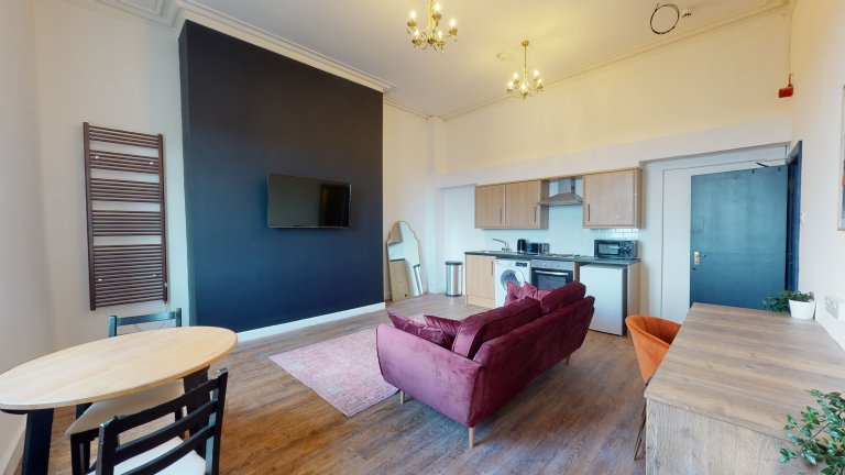 Flat 5, 59 Shaw Street 