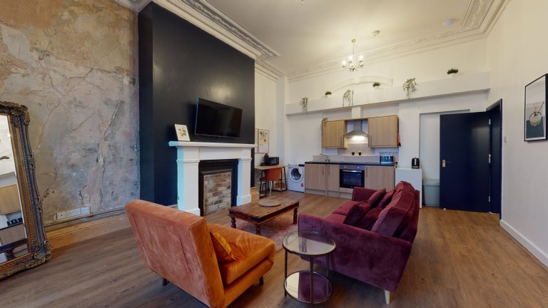 Flat 3, 61 Shaw Street 