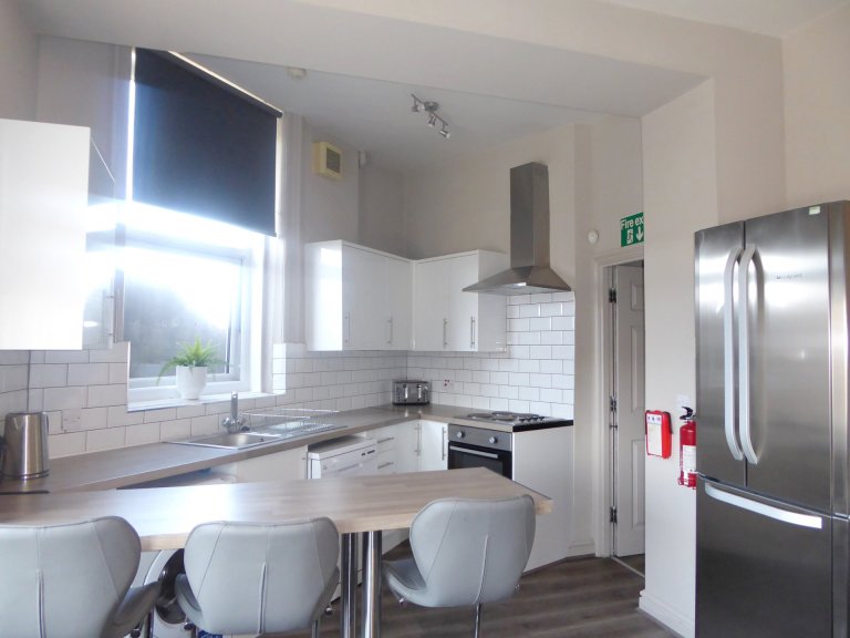 Flat 2, 2 Spekeland Road